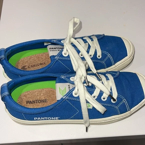 CARIUMA Pantone EUC Women’s Size 8.5 or Men’s Size 7 Classic Blue Canvas Sneaker - Picture 3 of 14